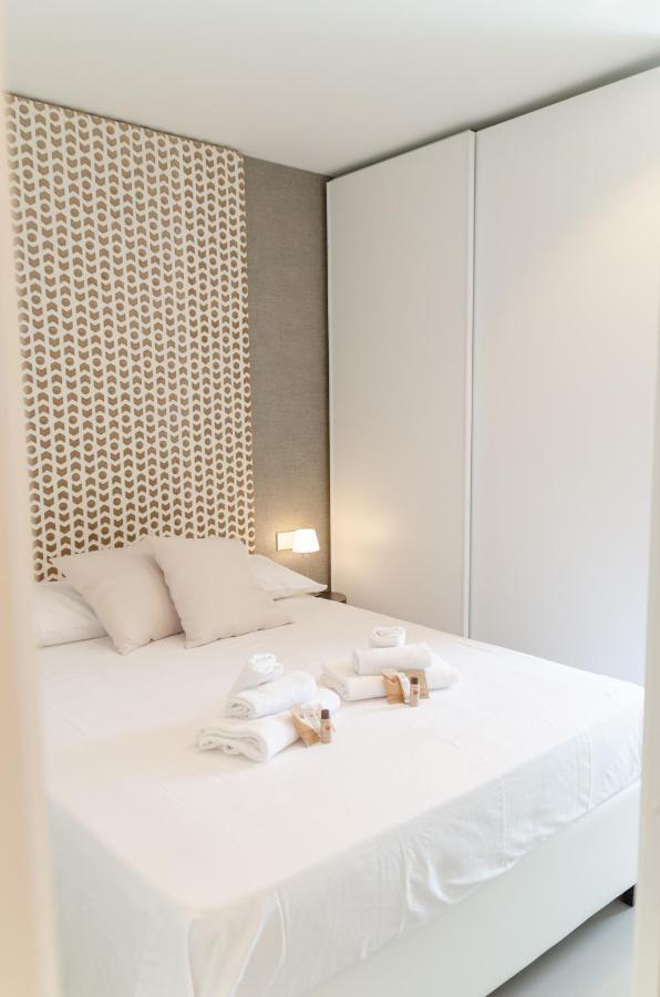 滨海波利尼亚诺Apulialux Seaview Prestige Apt / Jacuzzi + Parking公寓 外观 照片
